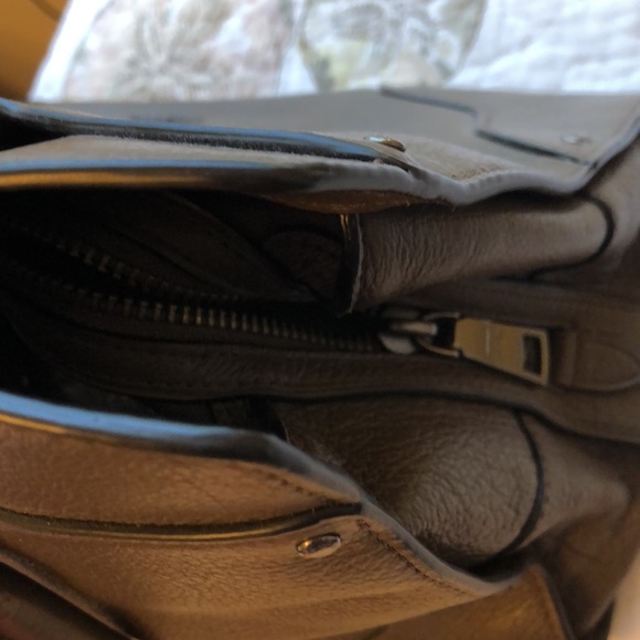 Handbag - Picture 10 of 11